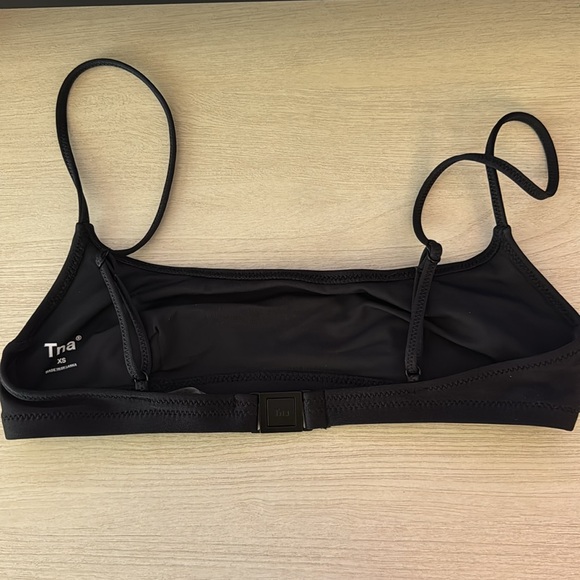 aritiza // tna sonoma scoopneck top - Picture 10 of 10